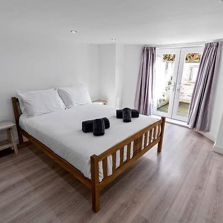 Newly Refurbed, Central Apartment With Free Parking And Hot Tub Lytham St Annes Zewnętrze zdjęcie
