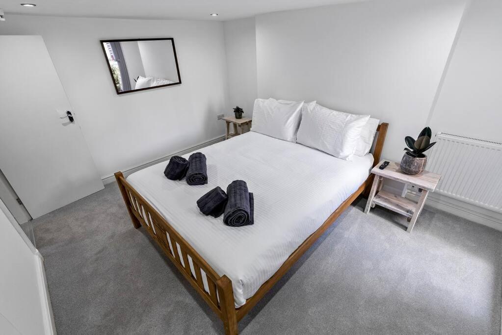 Newly Refurbed, Central Apartment With Free Parking And Hot Tub Lytham St Annes Zewnętrze zdjęcie